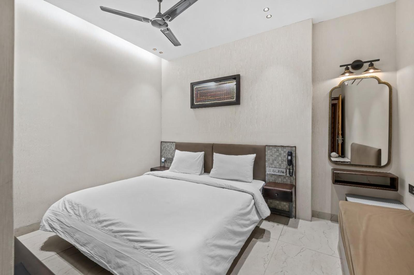 Hari Om Residency 800 Meters From Ram Mandir Ayodhya Hotel Exterior photo